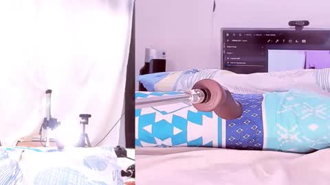 Snapshot of aleska_james chatting on 09/22/25, 11:56 aleska_james online show from 09/22/25, 11:56