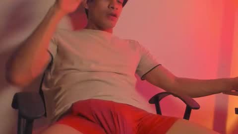 Snapshot of aless204 chatting on 02/18/26, 02:18 aless online show from 02/18/26, 02:18