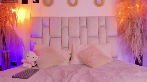 Ale  online show from 03/24/26, 07:41