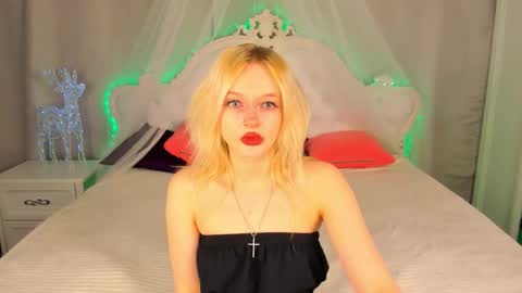 alessakiss online show from 12/18/25, 08:42