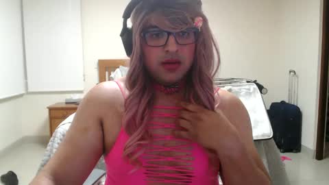 Snapshot of alessalindo840 chatting on 01/13/25, 01:39 AlessaBabyGirl840 online show from 01/13/25, 01:39