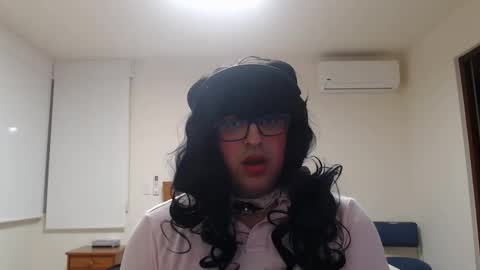 Snapshot of alessalindo840 chatting on 10/21/25, 08:15 AlessaBabyGirl840 online show from 10/21/25, 08:15