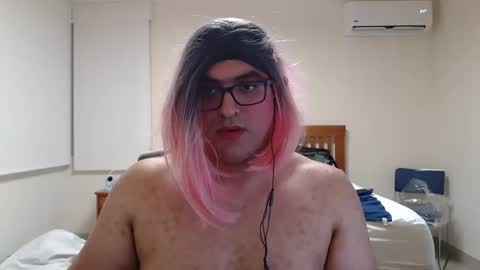 Snapshot of alessalindo840 chatting on 11/11/25, 04:23 AlessaBabyGirl840 online show from 11/11/25, 04:23