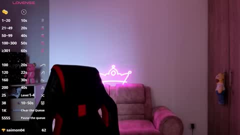 AlessandraMoreli Its my birthday online show from 11/20/25, 08:30