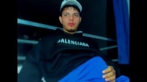 Alessandro online show from 10/02/25, 06:20