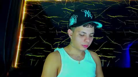 Snapshot of alessandro__777 chatting on 07/22/26, 03:42 Alessandro online show from 07/22/26, 03:42