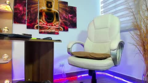 ALESSANDRO  WYE online show from 12/22/24, 03:44