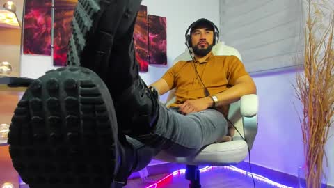 ALESSANDRO  WYE online show from 01/03/25, 09:36