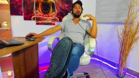 ALESSANDRO  WYE online show from 01/14/25, 05:08