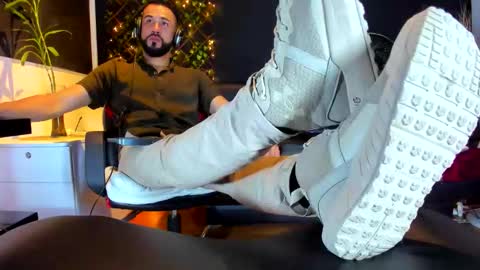 ALESSANDRO  WYE online show from 02/03/26, 08:19