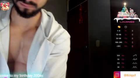 Kciqu3  Independent model online show from 12/13/24, 10:51