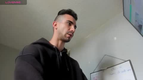 Kciqu3  Independent model online show from 10/01/25, 05:30