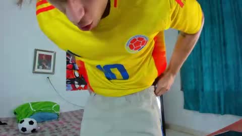 Alessandro Dybala online show from 06/16/26, 12:41