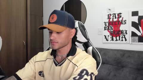 Alessandro Vanni online show from 12/14/25, 02:39