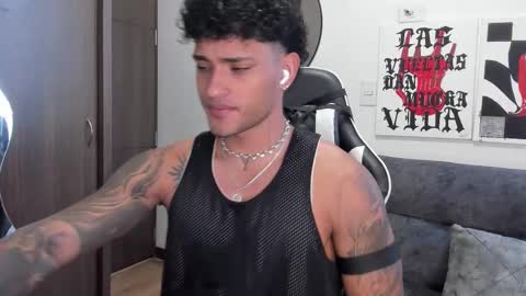 Alessandro Vanni online show from 12/22/25, 03:42