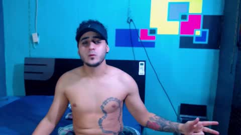 Snapshot of alessandrobooy chatting on 12/16/25, 05:45 alessandro online show from 12/16/25, 05:45