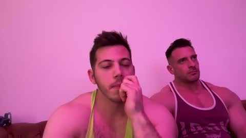 Snapshot of alessandrobuilder chatting on 01/12/25, 08:57 Alessandrobuilder online show from 01/12/25, 08:57