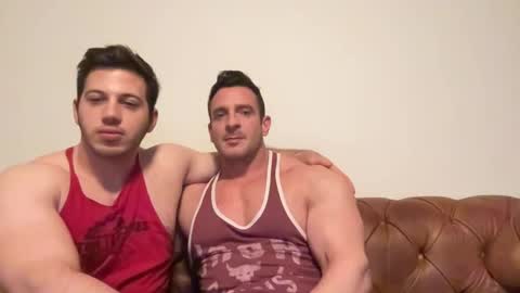 Snapshot of alessandrobuilder chatting on 02/08/25, 11:45 Alessandrobuilder online show from 02/08/25, 11:45