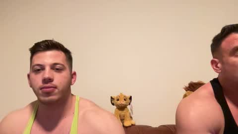 Snapshot of alessandrobuilder chatting on 02/16/25, 09:59 Alessandrobuilder online show from 02/16/25, 09:59