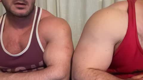 Snapshot of alessandrobuilder chatting on 09/21/25, 07:48 Alessandrobuilder online show from 09/21/25, 07:48