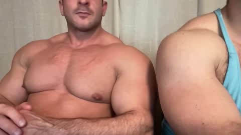 Snapshot of alessandrobuilder chatting on 11/02/25, 12:02 Alessandrobuilder online show from 11/02/25, 12:02