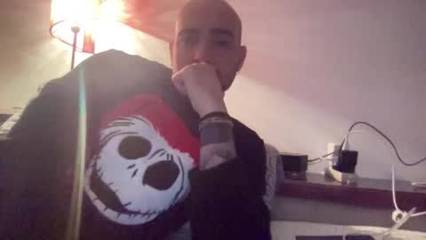 Snapshot of alessandromori91 chatting on 12/17/25, 07:03 alessandromori91 online show from 12/17/25, 07:03