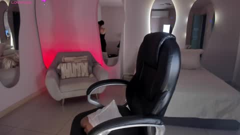 Snapshot of alessaromero chatting on 02/20/25, 06:46 ALESSA ROMERO online show from 02/20/25, 06:46