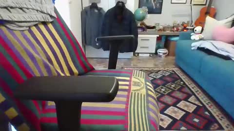 Snapshot of alessex24 chatting on 01/10/25, 08:51 Alex online show from 01/10/25, 08:51