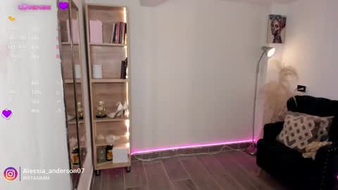 Yy  online show from 11/22/25, 12:20