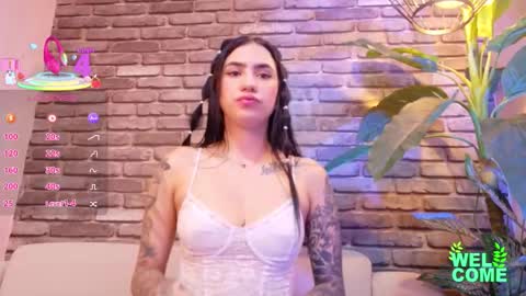 Sara online show from 10/23/25, 07:56