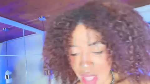 Alejandra  online show from 09/24/25, 11:13