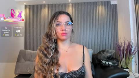 Alessia  Everyday From 0530 to 1430 Col Time online show from 03/05/25, 12:00