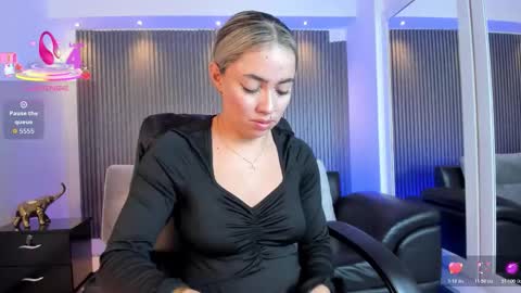 Alessia  Everyday From 0530 to 1430 Col Time online show from 12/18/25, 12:22