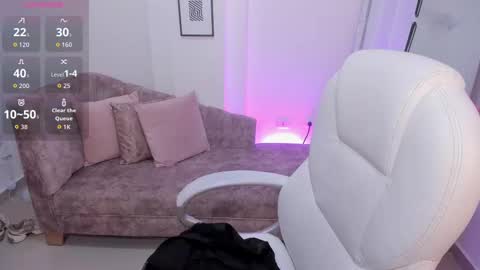 alessia_yorks online show from 10/07/25, 12:24