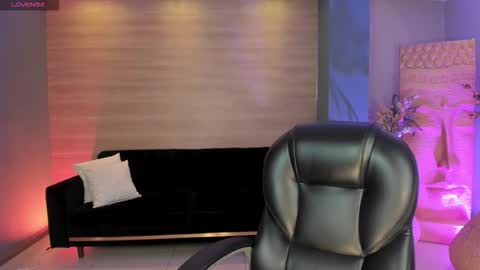 Alessia  online show from 09/19/25, 07:25