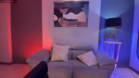 Alessia  online show from 11/22/25, 07:46