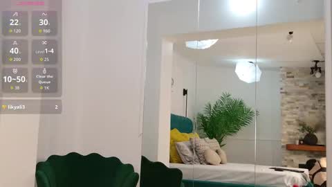 Snapshot of alessiadunn chatting on 02/07/26, 08:34 Alessia online show from 02/07/26, 08:34