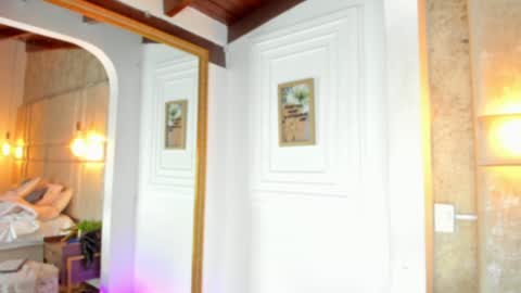 Snapshot of alessialondon chatting on 02/01/25, 07:05 Alessia online show from 02/01/25, 07:05