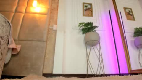 Snapshot of alessialondon chatting on 02/11/25, 03:40 Alessia online show from 02/11/25, 03:40