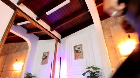 Snapshot of alessialondon chatting on 02/20/25, 09:55 Alessia online show from 02/20/25, 09:55