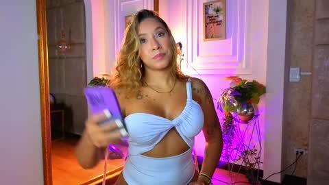 Alessia online show from 04/11/26, 08:40