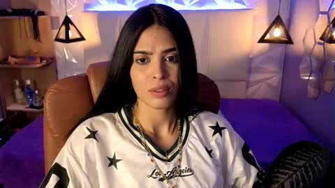 Snapshot of alessiaval chatting on 12/18/25, 05:30 Valery online show from 12/18/25, 05:30