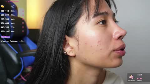 Snapshot of alessiavix chatting on 01/02/25, 03:29 Alessia Meow online show from 01/02/25, 03:29
