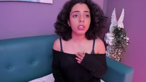 Snapshot of alessiia__ chatting on 01/08/26, 03:20 alessiia__ online show from 01/08/26, 03:20