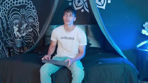 Snapshot of alessiovitale chatting on 11/07/25, 01:00 Alessio online show from 11/07/25, 01:00