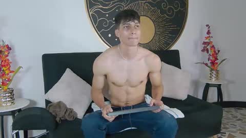 Snapshot of alessiovitale chatting on 11/11/25, 12:05 Alessio online show from 11/11/25, 12:05