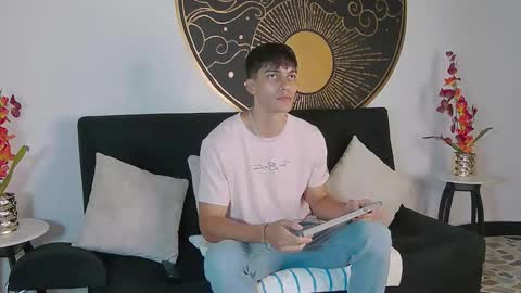 Snapshot of alessiovitale chatting on 11/13/25, 12:04 Alessio online show from 11/13/25, 12:04