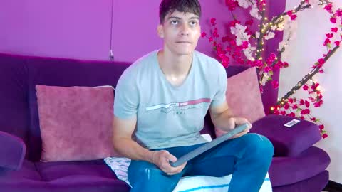 Snapshot of alessiovitale chatting on 11/26/25, 12:06 Alessio online show from 11/26/25, 12:06