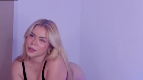Alessia Moon online show from 06/02/26, 08:11