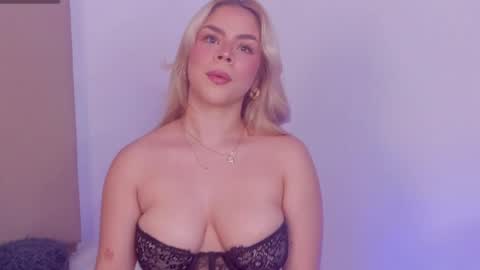 Alessia Moon online show from 06/04/26, 11:38